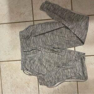 Kapio Gray Heathered joggers